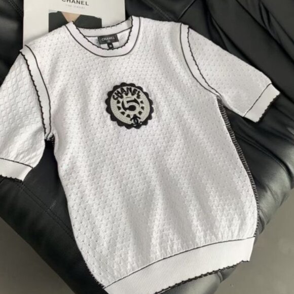 CHANEL 23C Embellished Logo Knit Top 34 - Picture 1 of 5